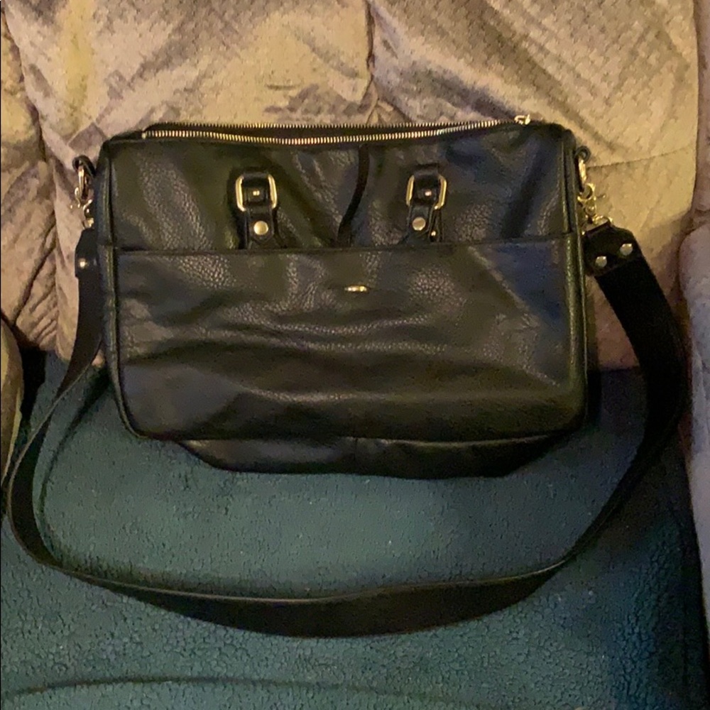 🌺🔥INC BLACK LEATHER CROSSBODY 🌟PRICE FIRM